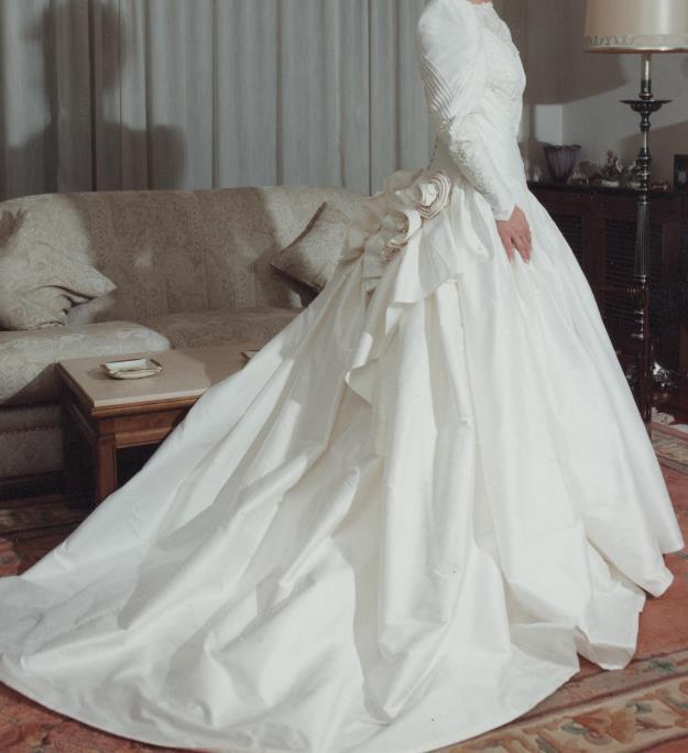 Vestido de novia de manga larga
