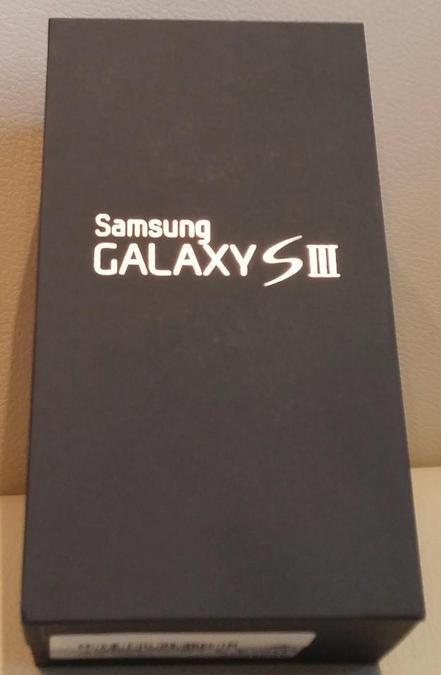 Samsung galaxy i9300 s3 16gb libre de fabrica azul 2 años de garantia  sin abrir
