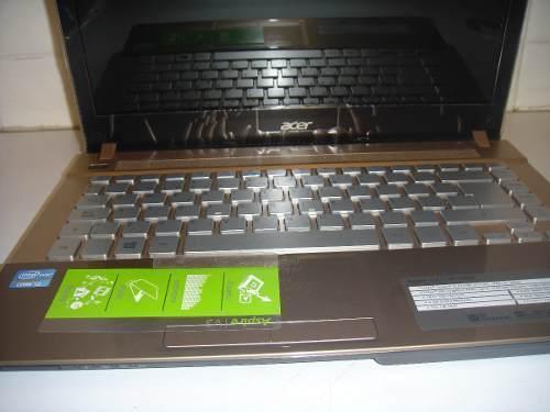 Laptop Acer Aspire V3,proc I3,4gb Ram Y 750 Gb Disco Duro.