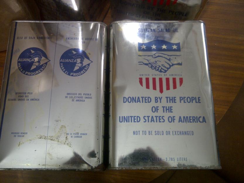 Latas + caja obsequio estados unidos de america