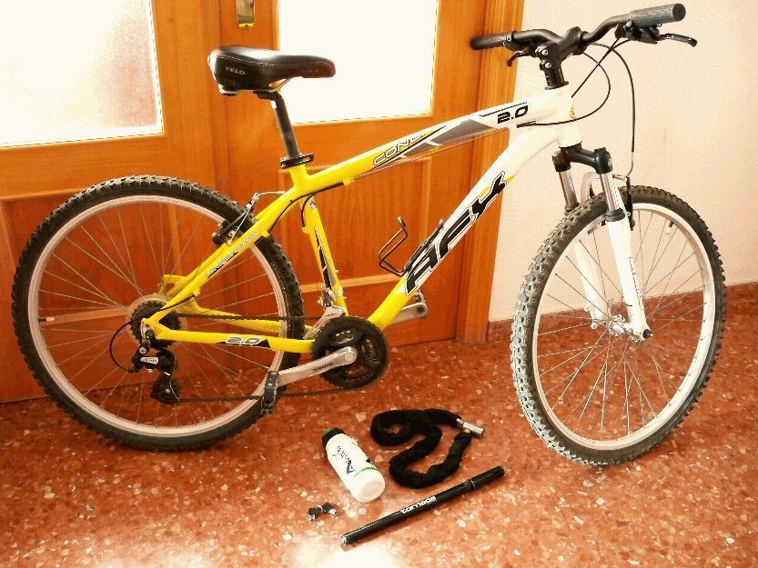 Bicicleta de montaña conor afx + extras