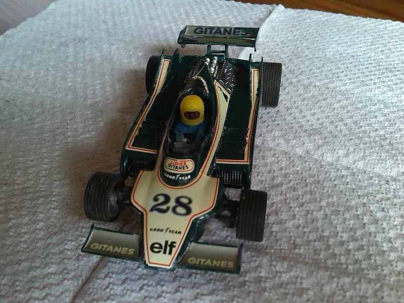 Scalextric Ligier JS11