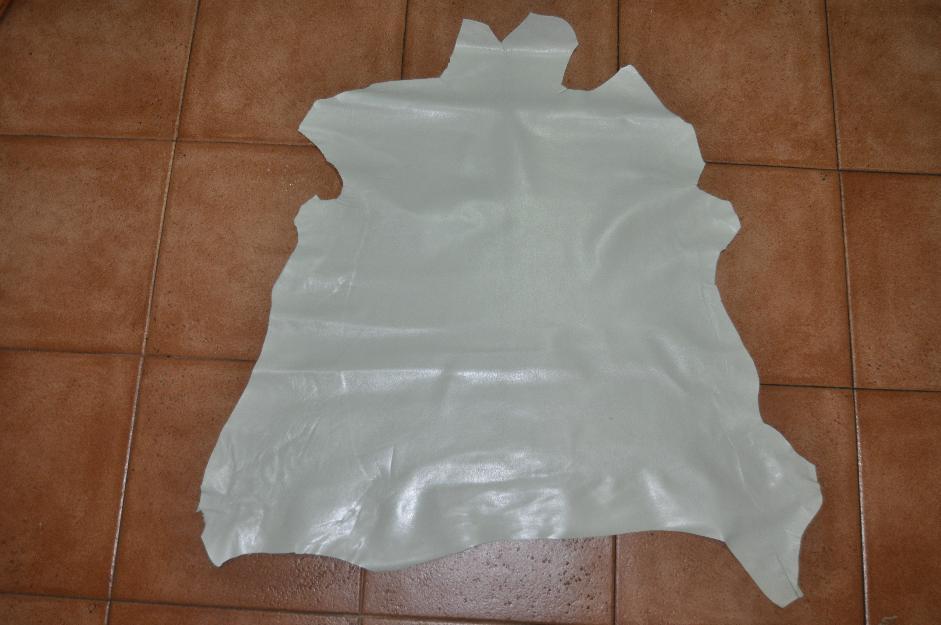 piel de cabra tono verde