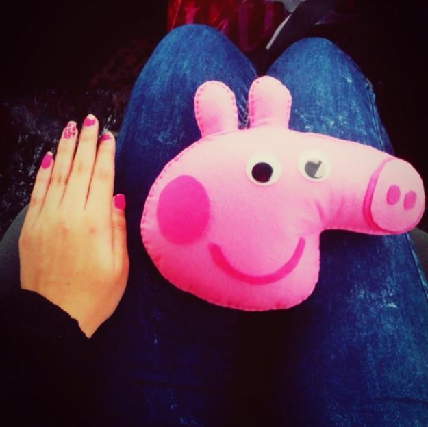 Peluche Peppa Pig grande de fieltro.