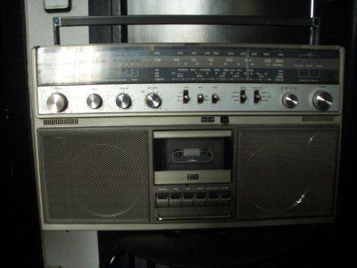 Radio ITT Touring 120