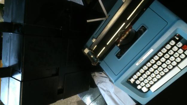 Maquina de Escribir Olivetti Studio 46