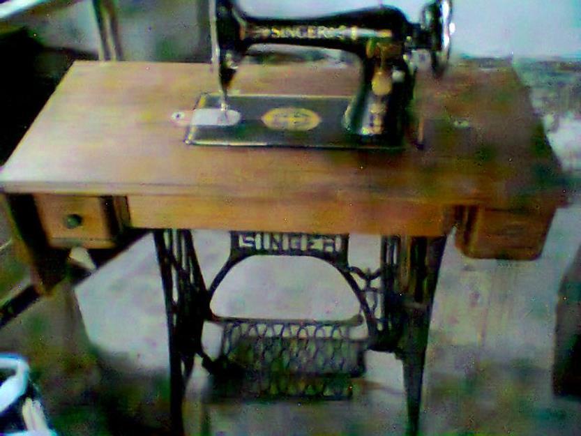 maquina de coser antigua mas de 150años