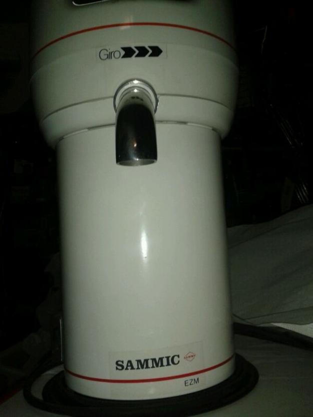 microhondas industrial y exprimidor