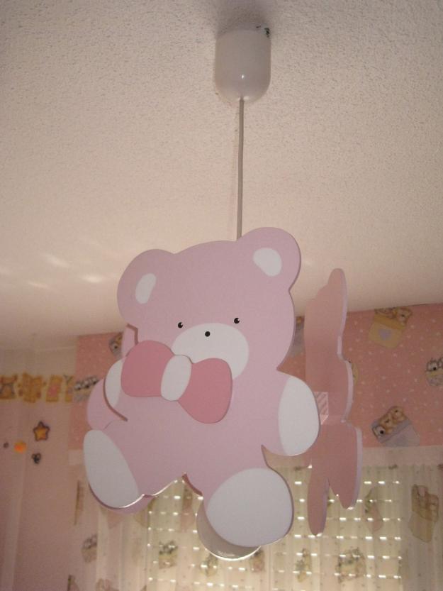 Lampara de oso rosa dormitorio infantil