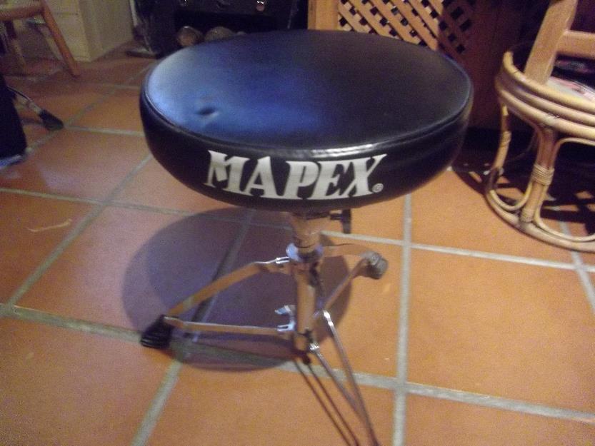 asiento de batería Mapex y charles 14