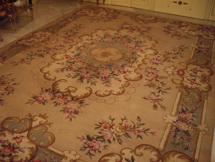 Magnífica alfombra española