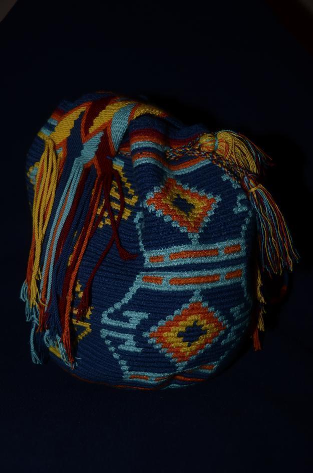 Pulseras y mochilas Wayuu