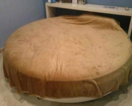 cama redonda de 2m de diametro