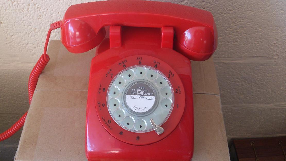 teléfono años 70 rojo, rueda giratoria