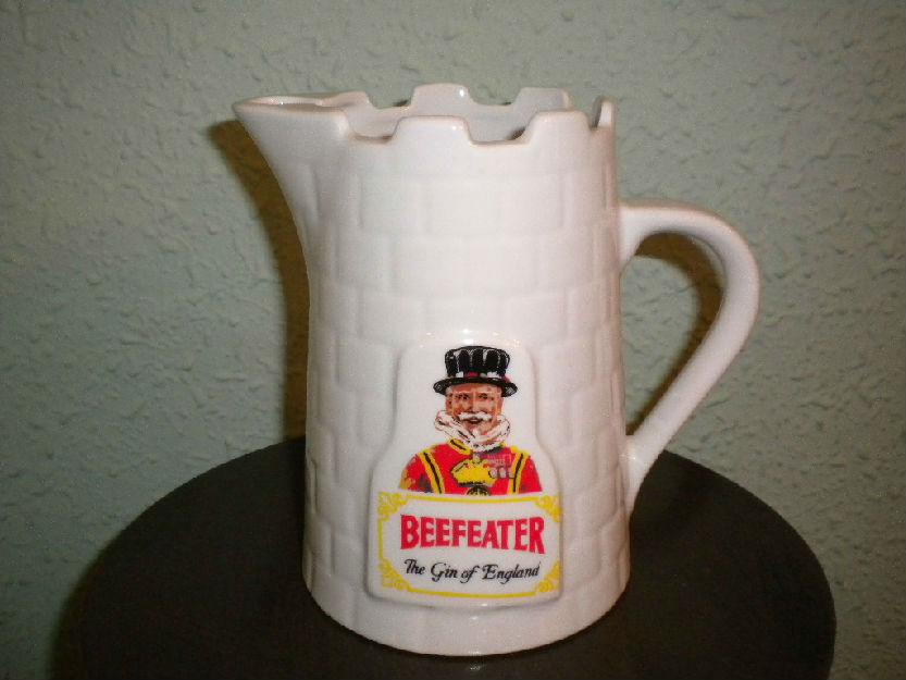 Jarra beefeater de cerámica