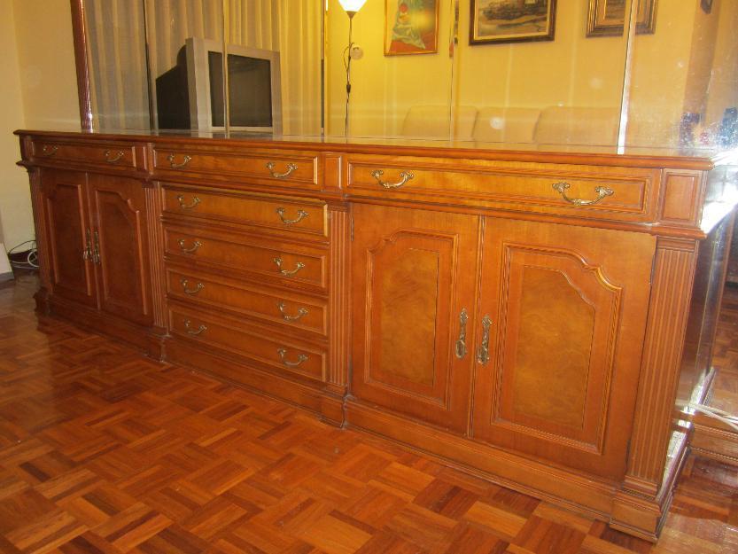 Mueble de comedor de madera de Haya