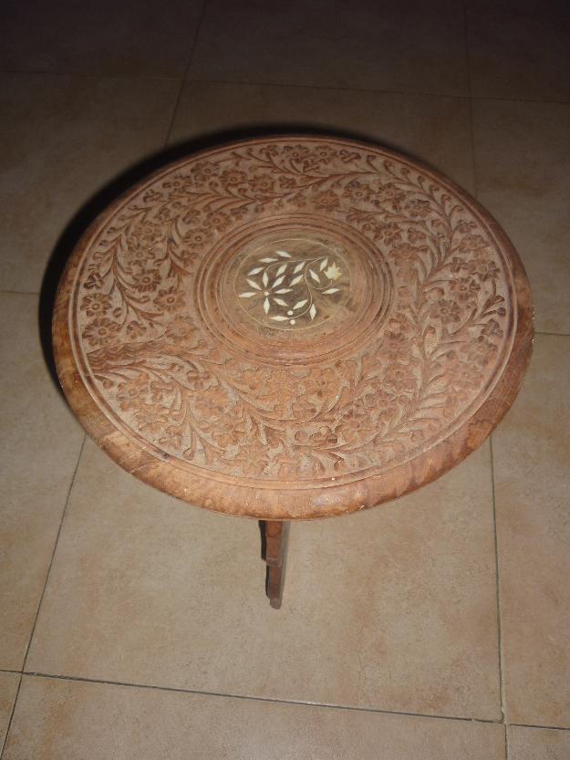 mesa arabe decorativa