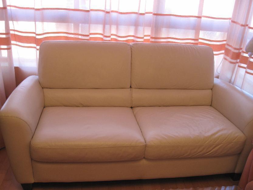 Sofa crema polipiel seminuevo