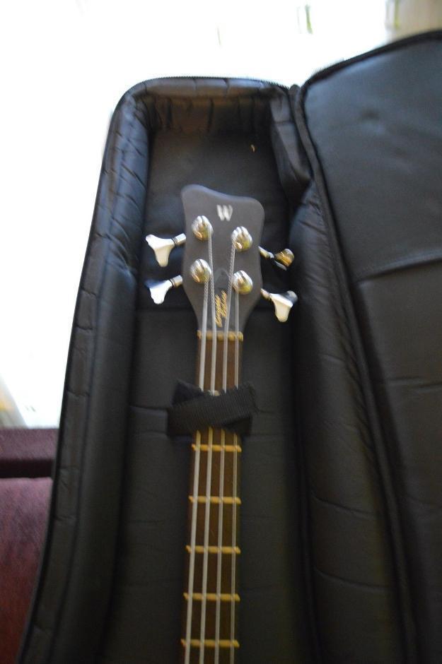 Bajo warwick corvette proline. activo.