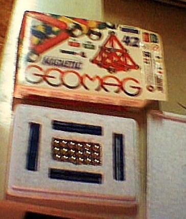 geomag.juego magnetico.42 piezas