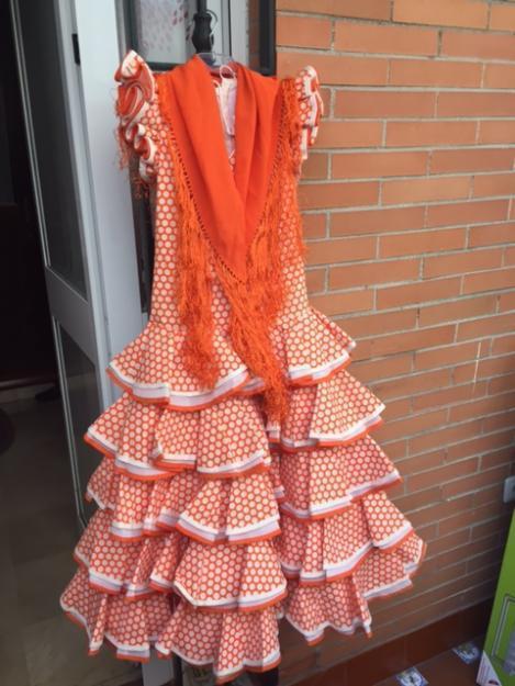 Traje de flamenca de niña