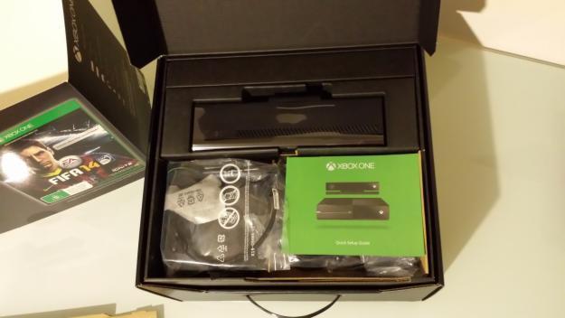 Microsoft Xbox One with Kinect 500 GB