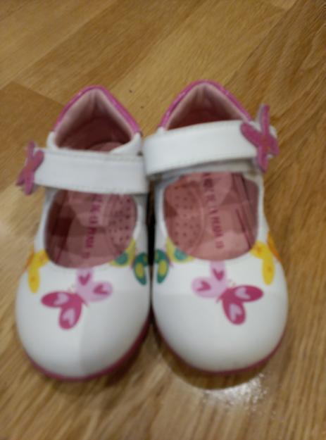 Zapatos niña agatha ruiz de la prada