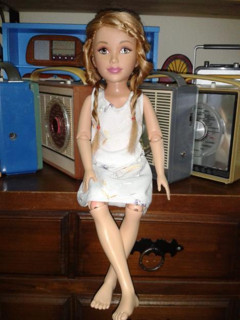 MUÑECA TEEN TRENDS DOLL