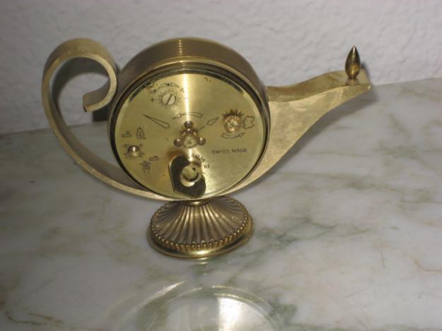 Reloj SWIZA 8 de latón con forma de lámpara de aceite de cuerda y alerta