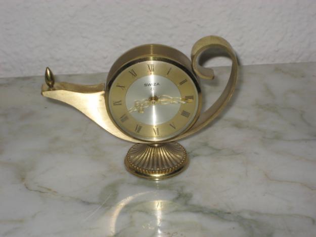 Reloj SWIZA 8 de latón con forma de lámpara de aceite de cuerda y alerta