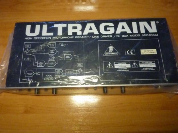 Behringer Ultragain MIC 2000 previo estéreo