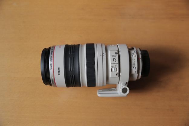 Canon EF 100400 mm F/4.55.6 L IS USM Objetivo