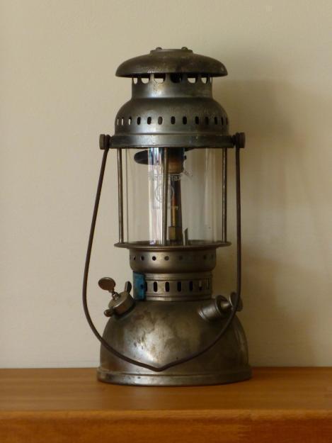 aladdin oil lamp
