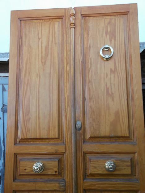 Vendo puertas de madera exterior fachada