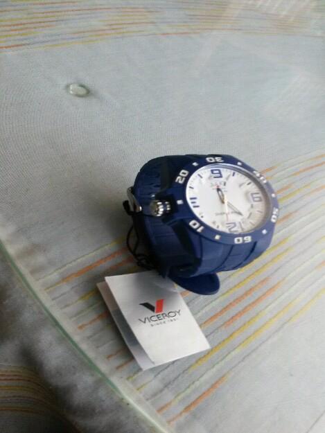 Reloj viceroy real  nuevo con plastico trasero