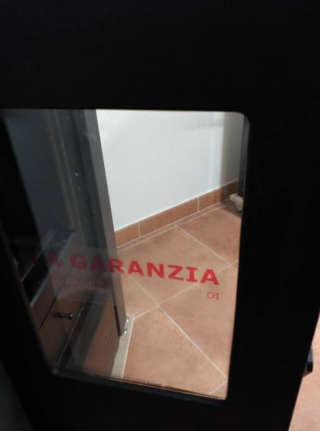 OFERTA EN HIDROESTUFAS DE PELLET NUEVAS DE EXPOSICION. ENVIOS A TODA ESPAÑA