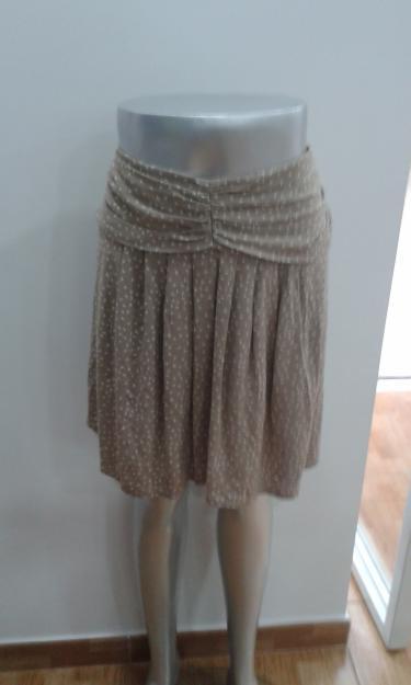 FALDA PBEIGE PLUMETTI FRUNCE MARCA CACHE CACHE