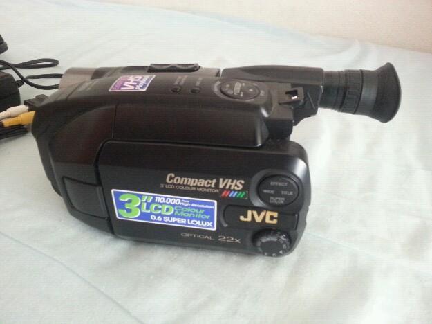 Video cámara JVC GRAXM23