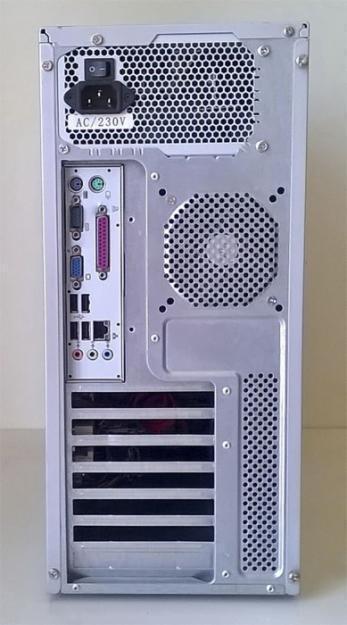 Ordenador Athlon64 X2 5200 en caja BMW