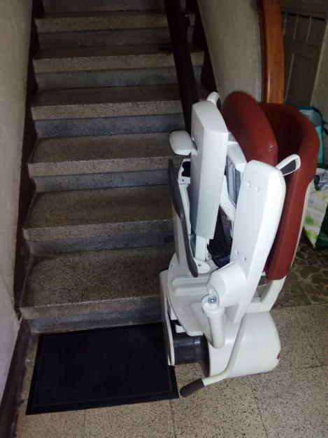 Silla salvaescaleras curvas