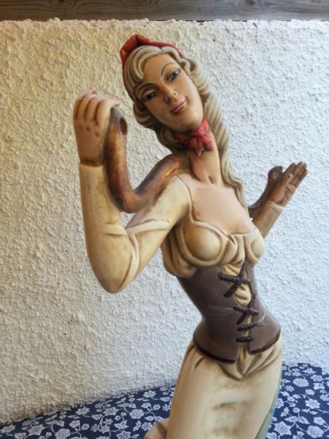 Figura ceramica FRANJU