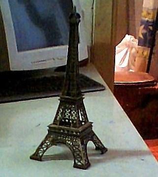 torre eifel.paris.miniatura grande de metal