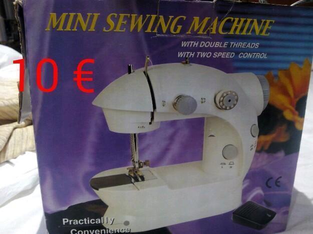 Mini maquina coser