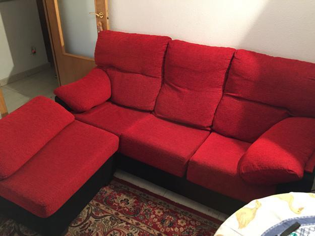 Sofa Rojo