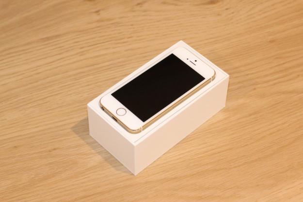 IPhone 5 32GB, blanco y oro color, liberado de fabrica