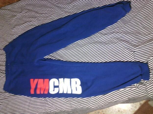 Pantalones anchos de deporteYMCMB